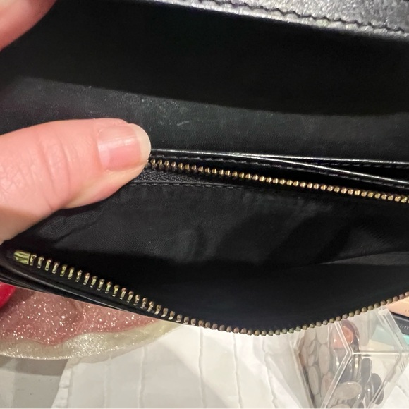 SOLD…….Burberry House Check Leighton Fabric and Leather Wallet - Picture 5 of 6